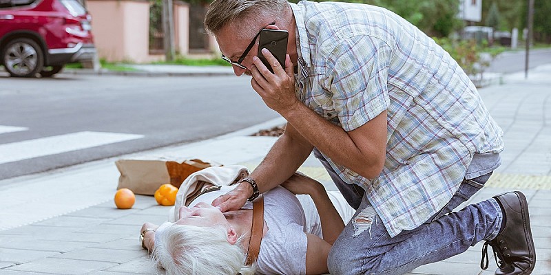 malore infarto chiamata soccorsi