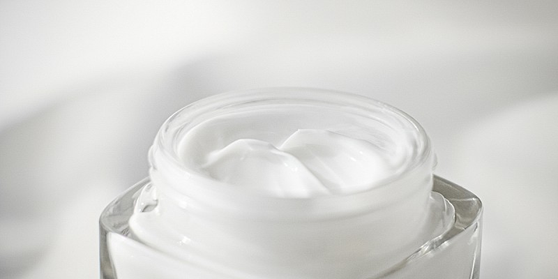 3011 Art1 Retinoidi e idratante