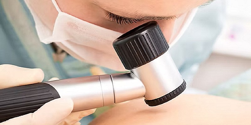 Dermatologo sul lavoro
