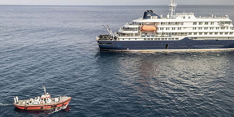 nave-ambulanza_1020x680